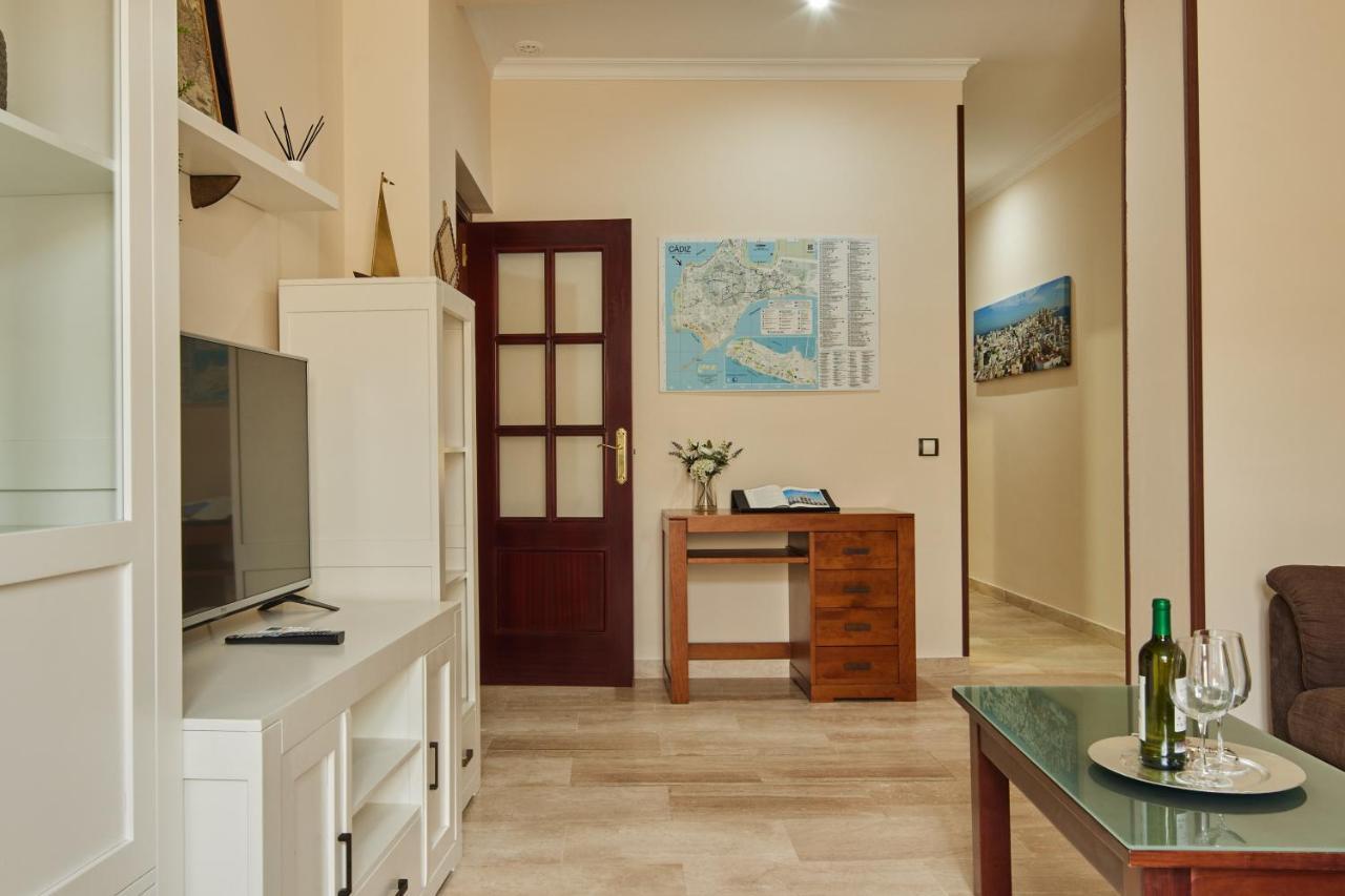 Apartamento Tavira Little Apartments Кадис Экстерьер фото